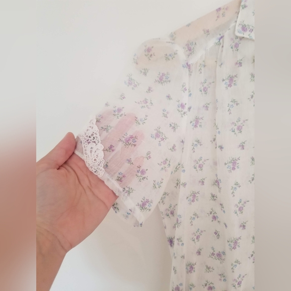 Beautiful sheer floral vintage dress - Picture 3 of 3
